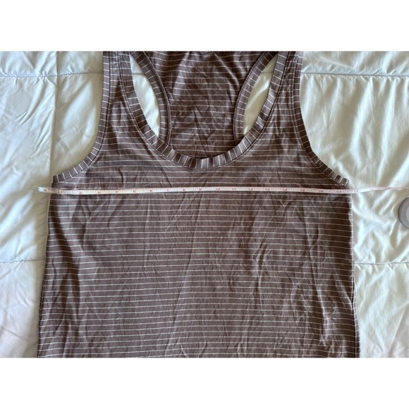 Lululemon Racerback Tank Top Size 6 Stripped, Light Weight, Excellent Condition - Picture 2 of 10